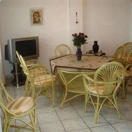 Appart hôtel Gerani 2*
